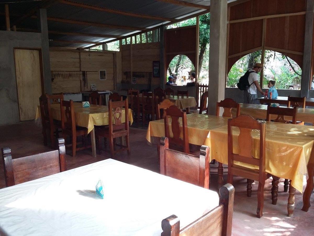 Centro Ecoturistico Ya'Ajche Hotell Lacanjá Exteriör bild